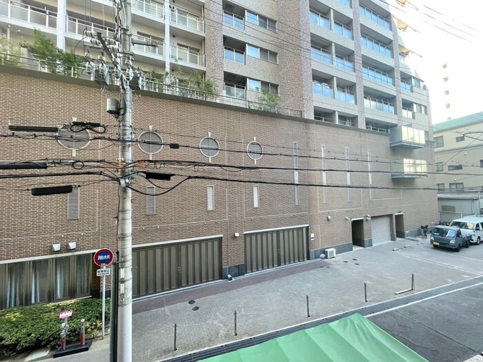 物件内観写真16　(室内からの展望)