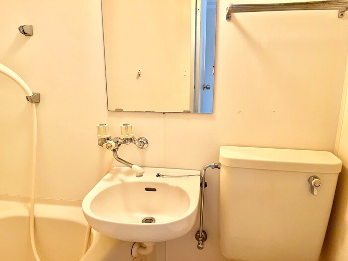 物件内観写真13　(洗面)