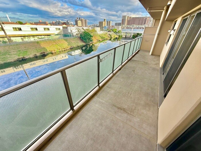 物件内観写真16　(ベランダ・バルコニー)