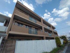 レジデンス口酒井外観写真