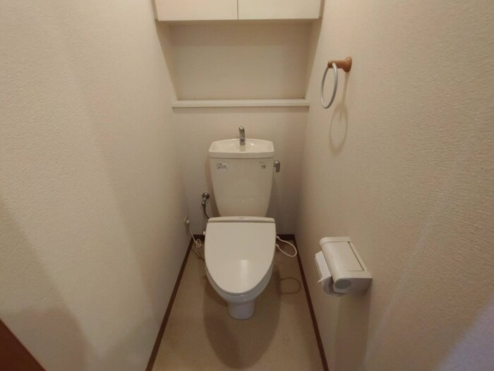 物件内観写真10　(トイレ)