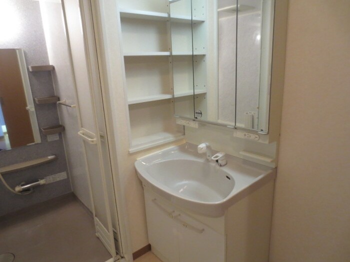 物件内観写真14　(洗面)