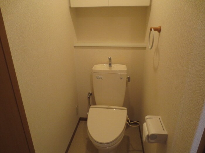物件内観写真16　(トイレ)