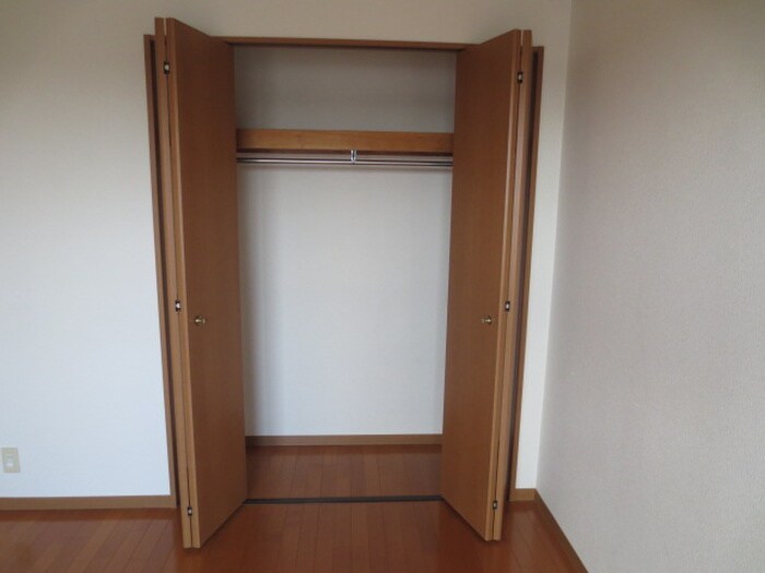 物件内観写真18　(収納)