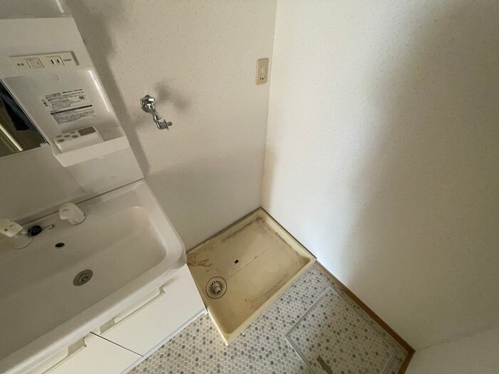 物件内観写真21　(洗濯機置場)