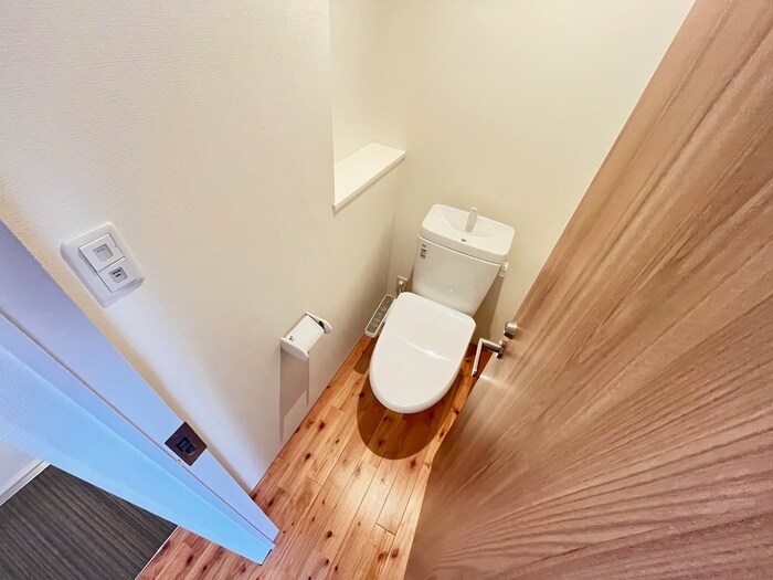 物件内観写真12　(トイレ)