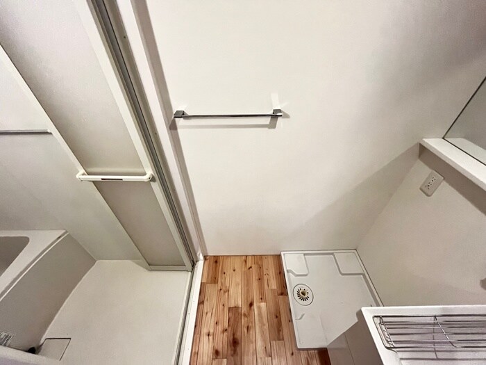 物件内観写真12　(洗濯機置場)