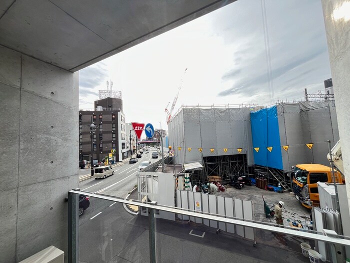 物件内観写真22　(室内からの展望)