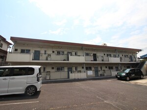 鎌田マンション外観写真