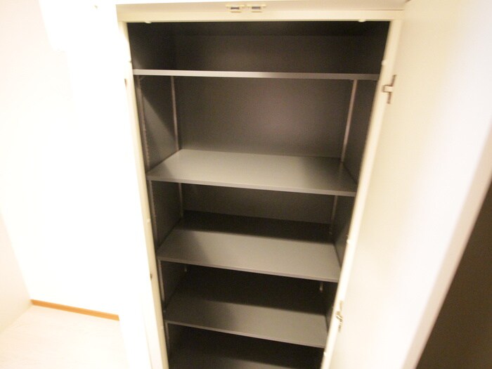 物件内観写真10　(靴箱)