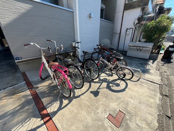 駐輪場