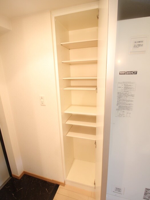 物件内観写真17　(靴箱)