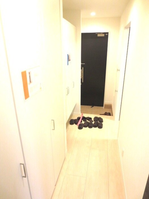 物件内観写真10　(廊下)