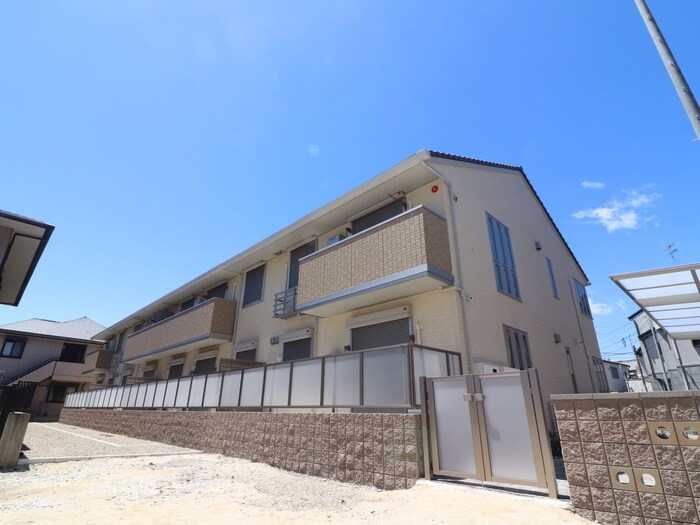 物件外観写真1　(外観写真)