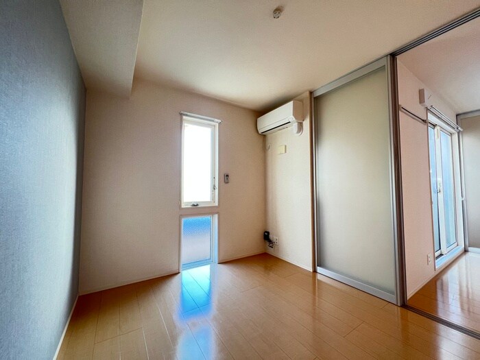 物件内観写真4　(居室)