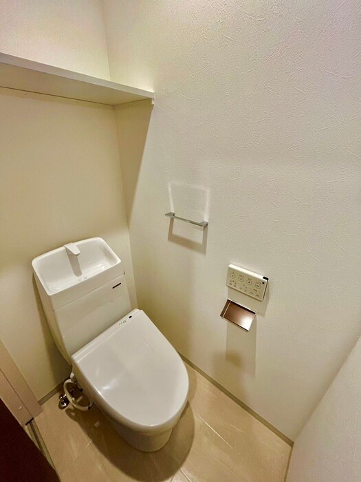 物件内観写真14　(トイレ)