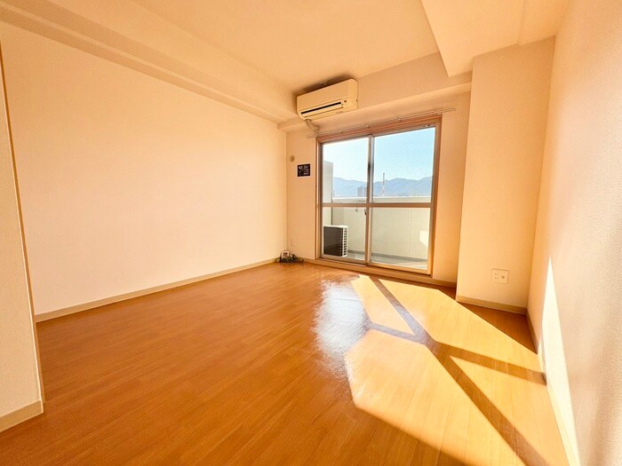 ジュネス太郎坊の居室