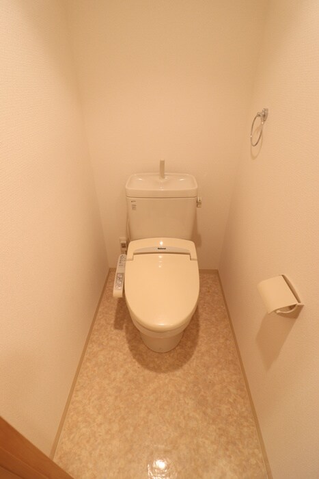 物件内観写真9　(トイレ)