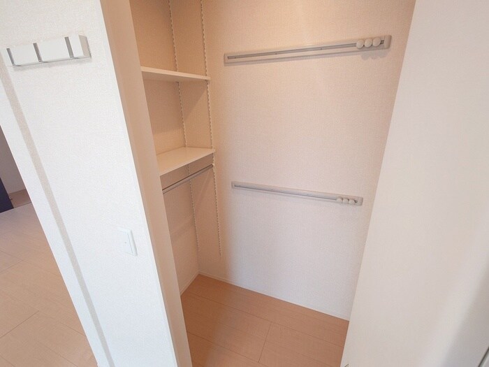 物件内観写真20　(収納)