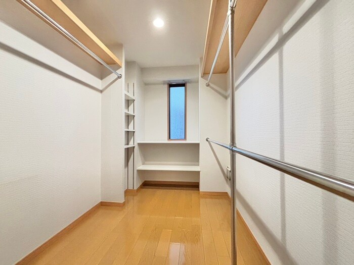 物件内観写真14　(収納)