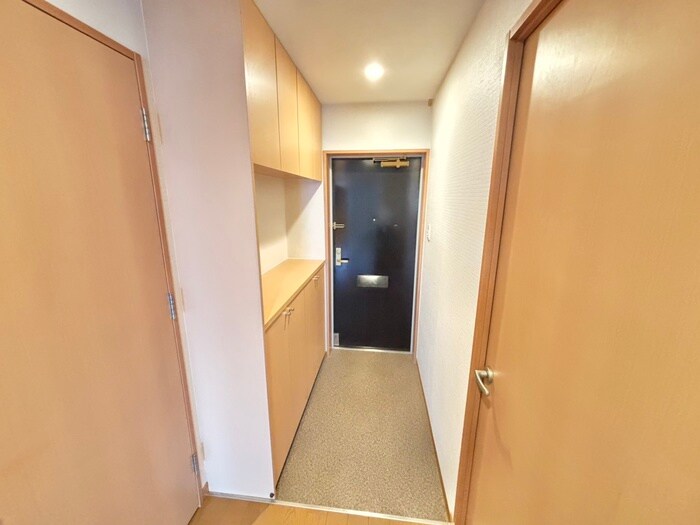 物件内観写真15　(玄関)