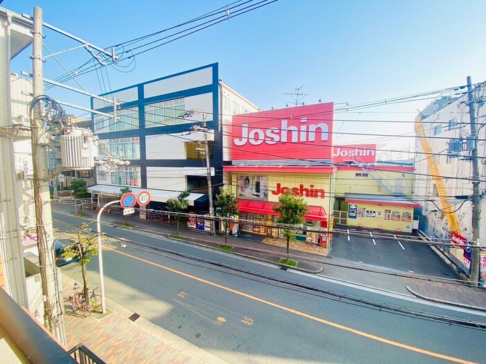 物件内観写真18　(室内からの展望)