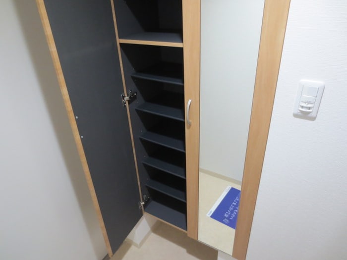 物件内観写真14　(靴箱)