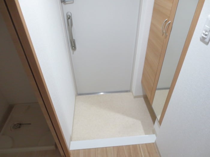 物件内観写真19　(玄関)