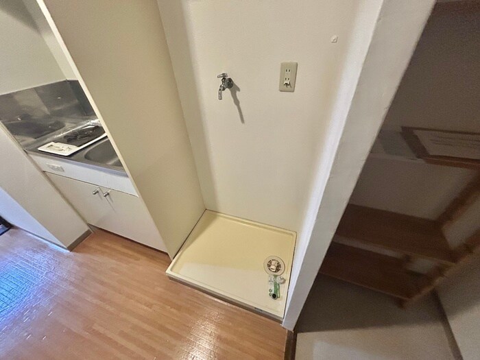 物件内観写真19　(洗濯機置場)