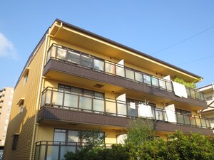 ファミリ－マンション外観写真