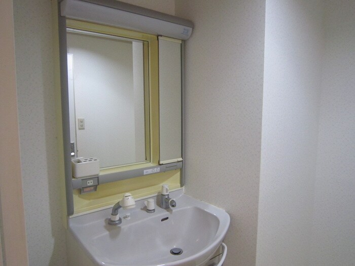 物件内観写真10　(洗面)