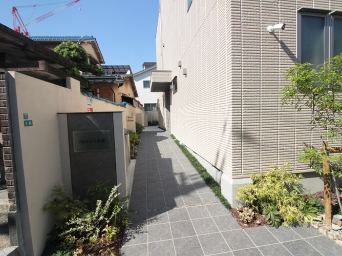 物件外観写真5　(外観写真)