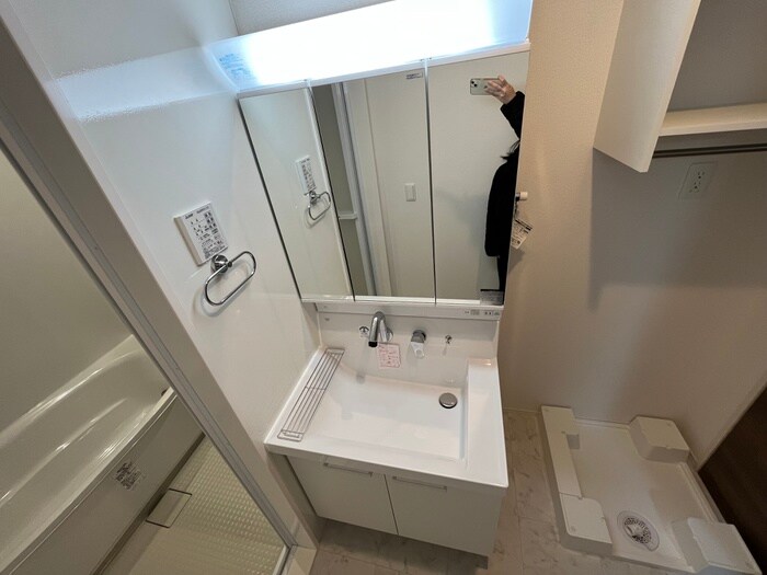 物件内観写真9　(洗面)