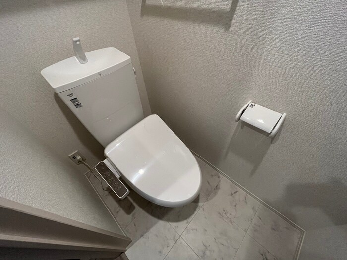 物件内観写真11　(トイレ)