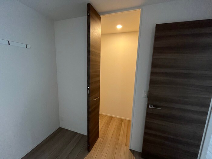 物件内観写真14　(収納)