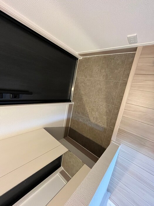 物件内観写真15　(玄関)