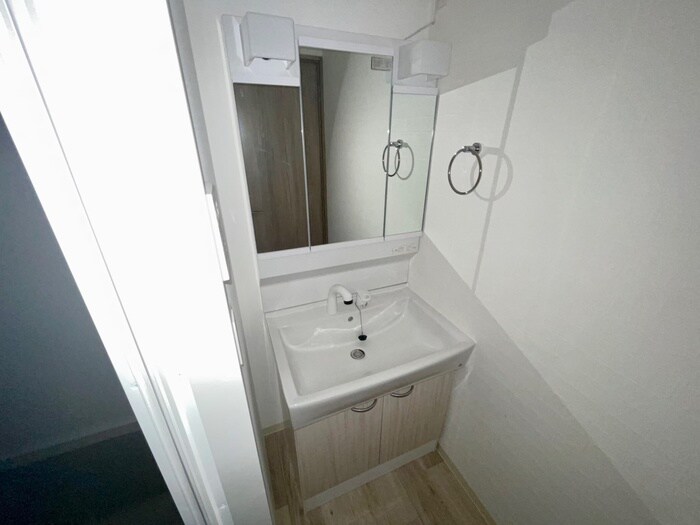 物件内観写真12　(洗面)
