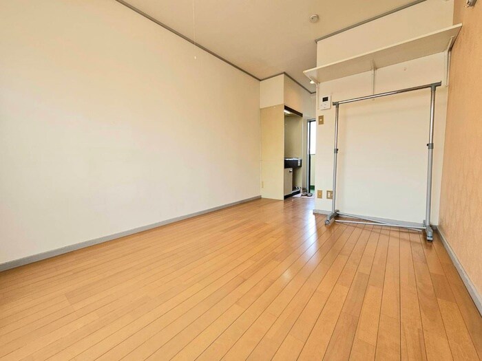 物件内観写真6　(居室)