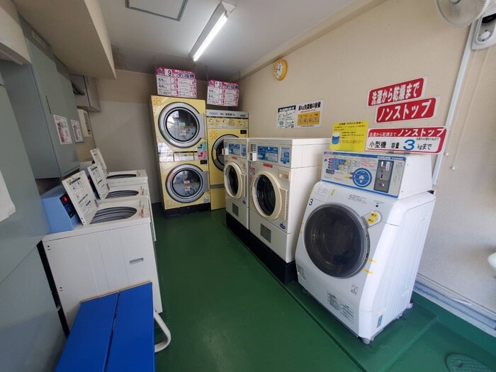 物件外観写真4　(建物設備)