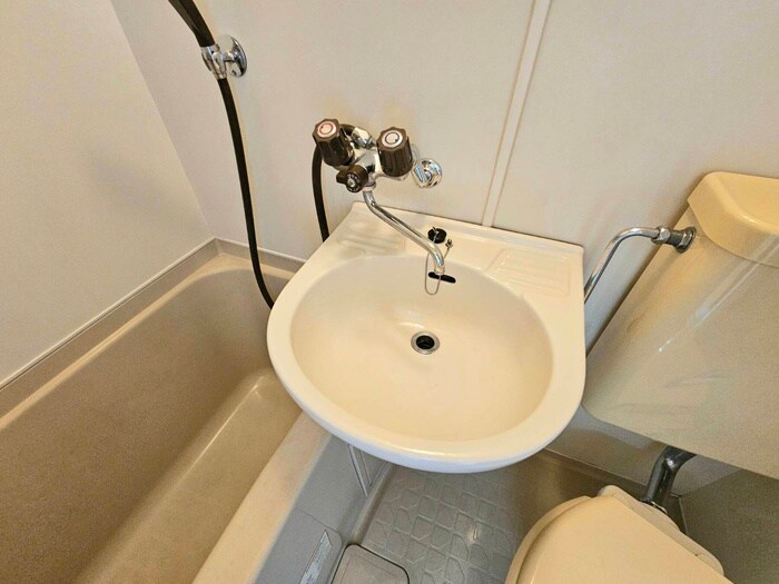 物件内観写真14　(洗面)