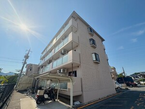 アムフルース2（ツバイ）外観写真