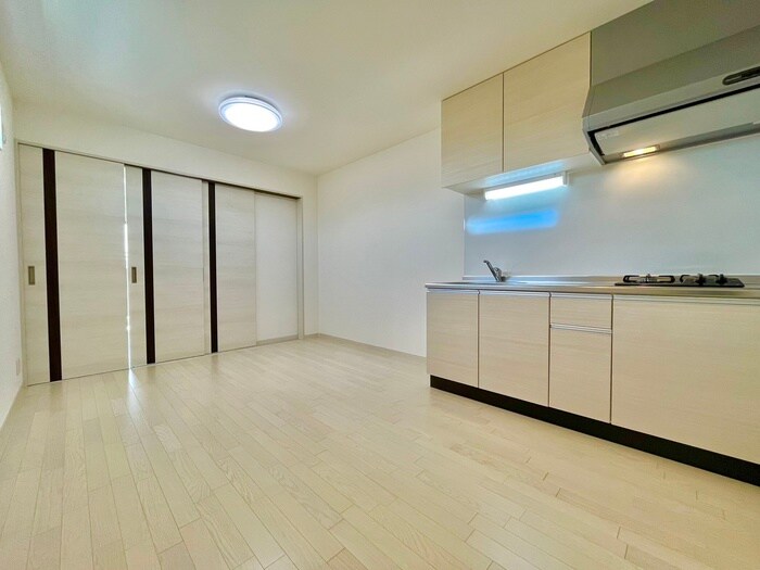 物件内観写真10　(居室)