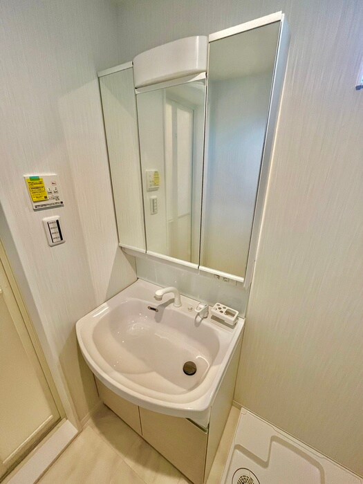 物件内観写真13　(洗面)