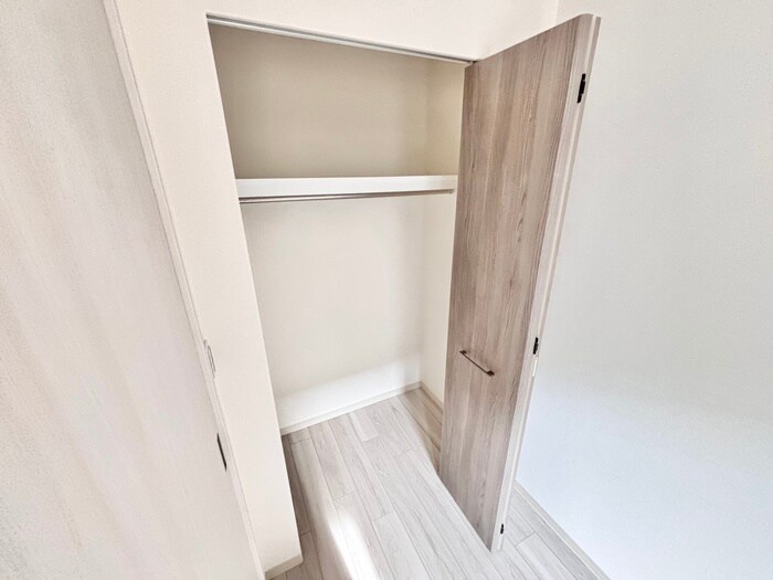 物件内観写真11　(収納)
