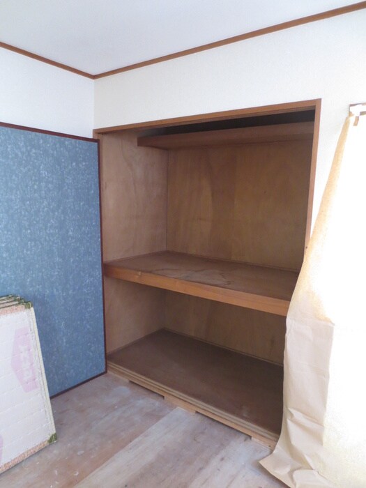 物件内観写真13　(収納)