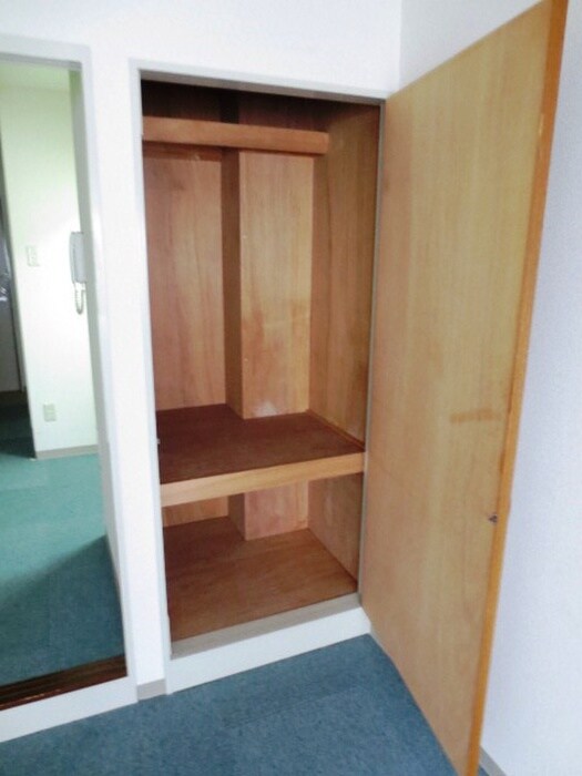 物件内観写真11　(収納)