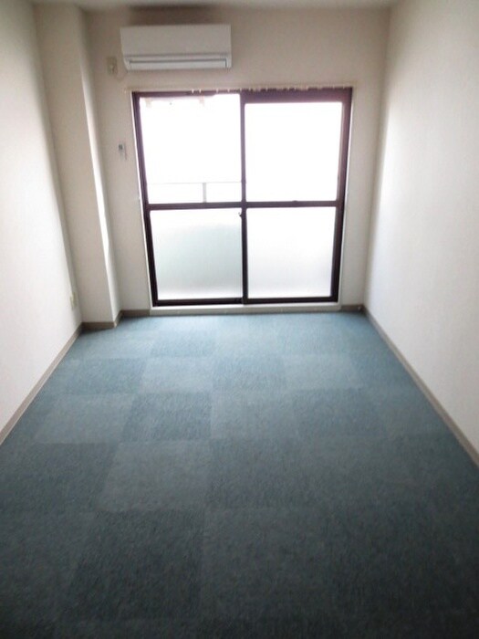物件内観写真21　(室内からの展望)
