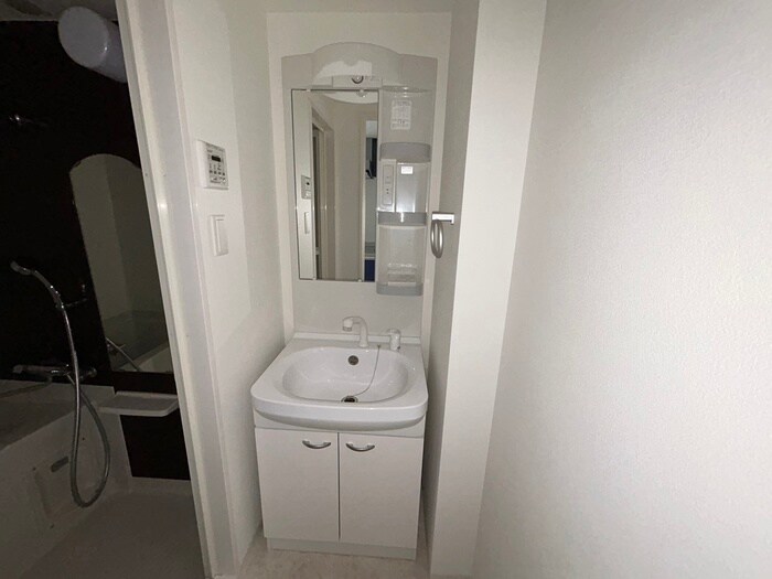 物件内観写真12　(洗面)