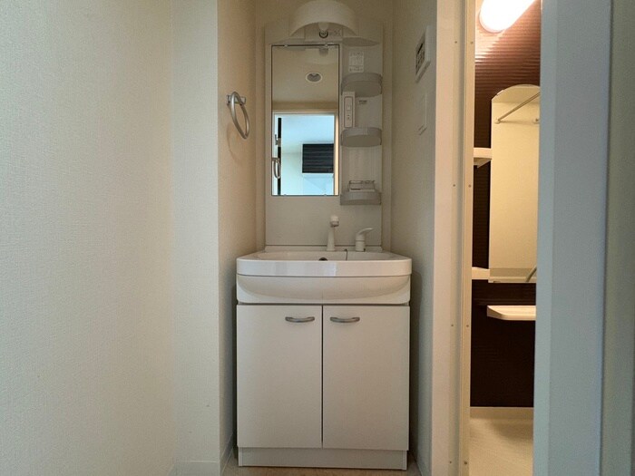 物件内観写真13　(洗面)