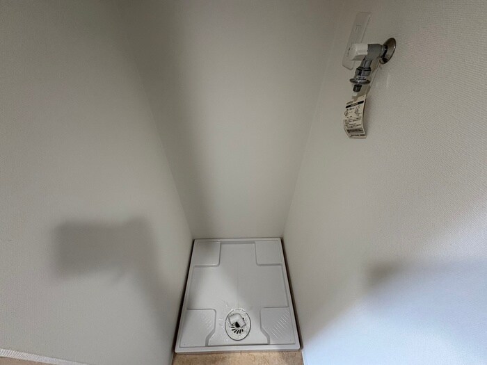 物件内観写真20　(洗濯機置場)